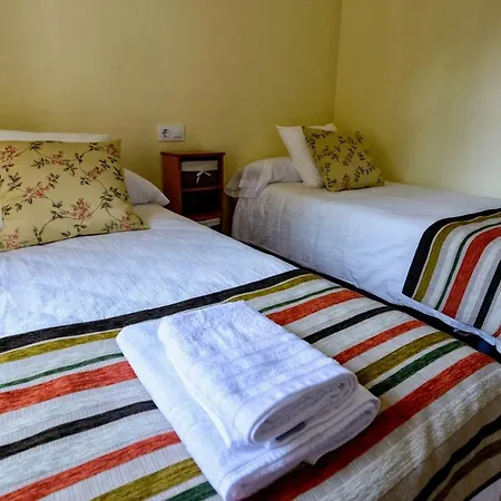 Mirando アパート リャネス